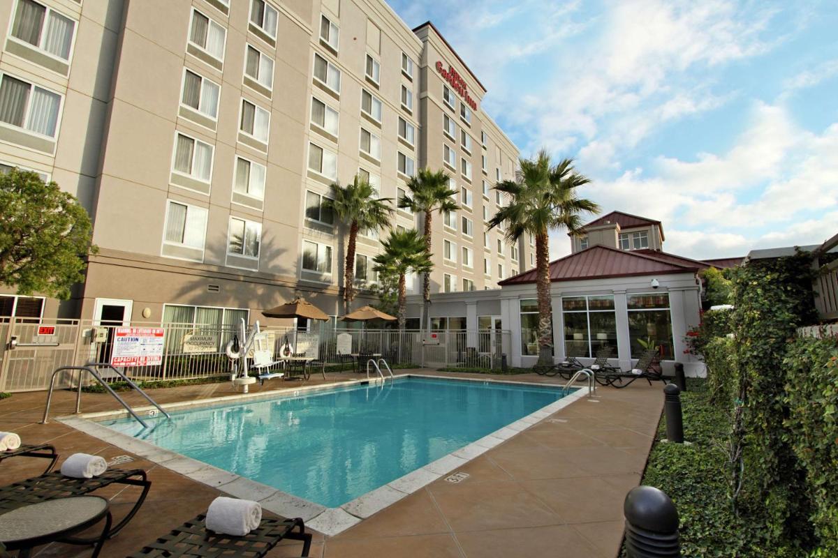 Hilton Garden Inn Oxnard/Camarillo - Housity