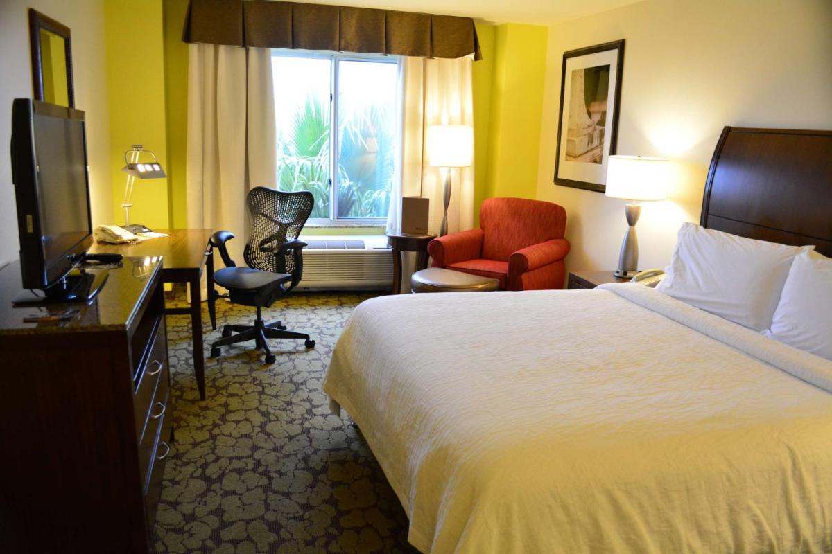 Hilton Garden Inn Oxnard/Camarillo - Housity