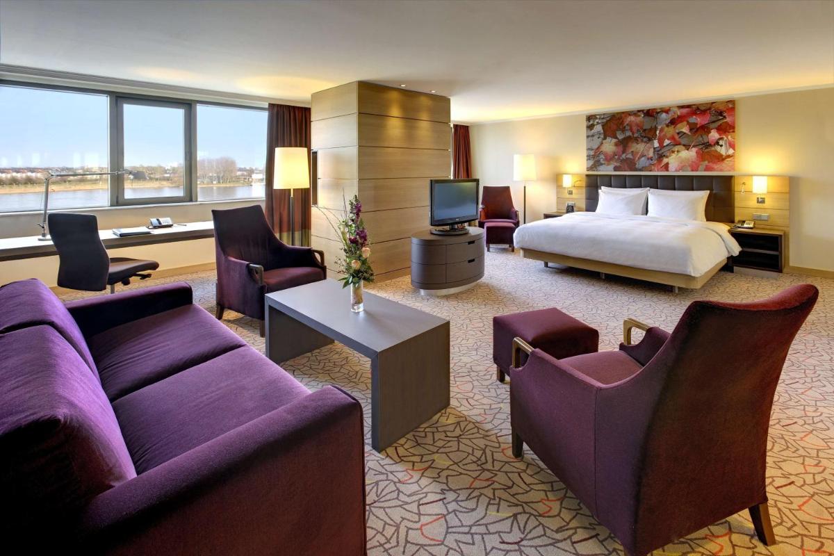 TV/Unterhaltungsangebot in der Unterkunft Hilton Mainz TV/Unterhaltungsangebot in der Unterkunft Hilton Mainz