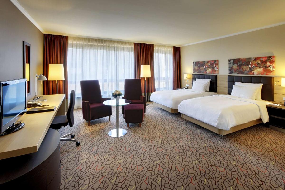 TV/Unterhaltungsangebot in der Unterkunft Hilton Mainz TV/Unterhaltungsangebot in der Unterkunft Hilton Mainz