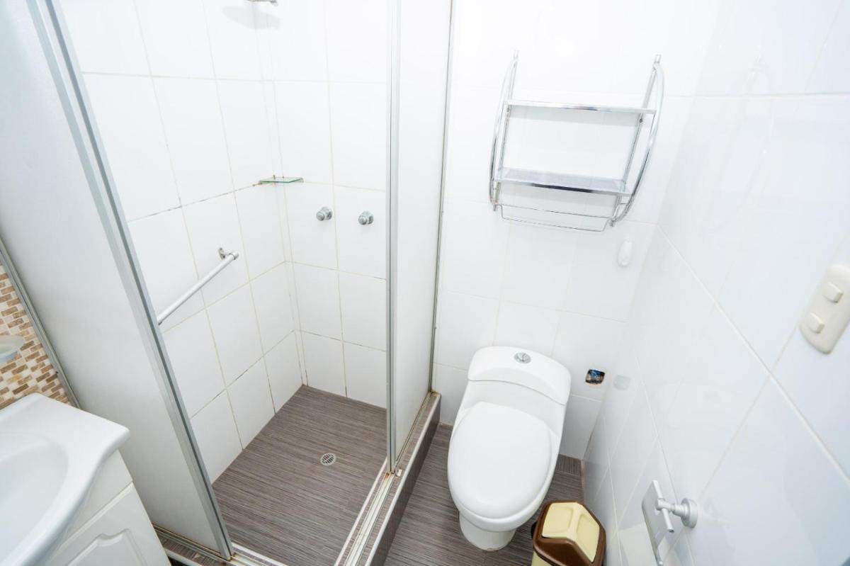 GOLD INFINITY - Housity