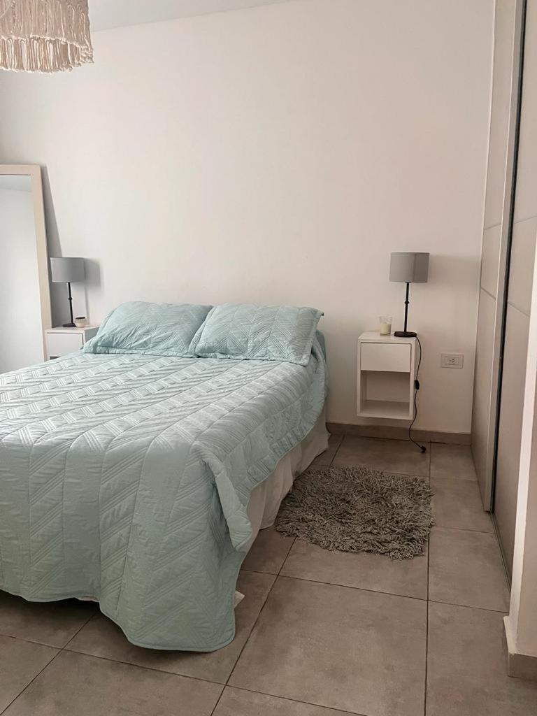 Departamento por día Alvear - Housity