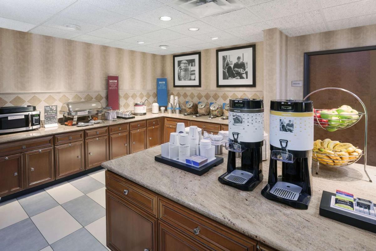 Hampton Inn & Suites Munster - Housity