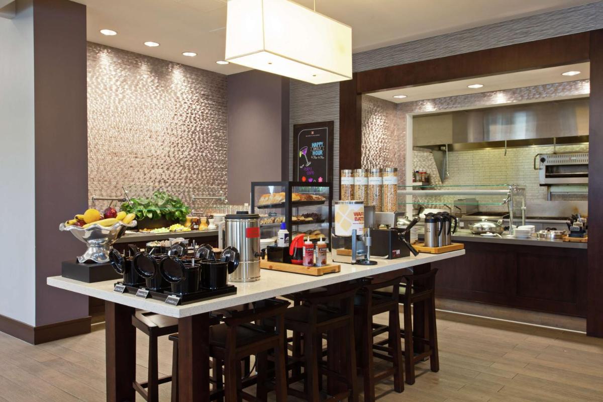 Hilton Garden Inn Irvine/Orange County Airport - Housity