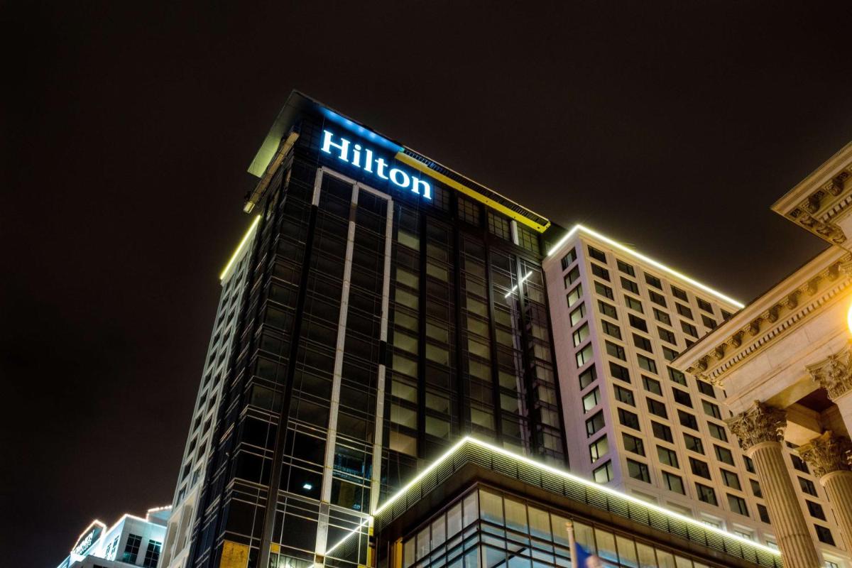 Hilton Norfolk The Main - Housity
