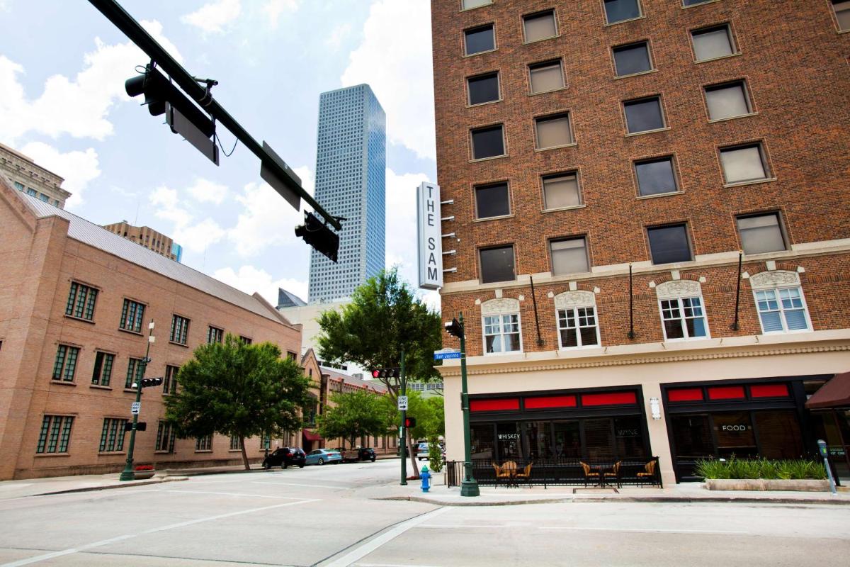 The Sam Houston Hotel, Curio Collection by Hilton - Housity