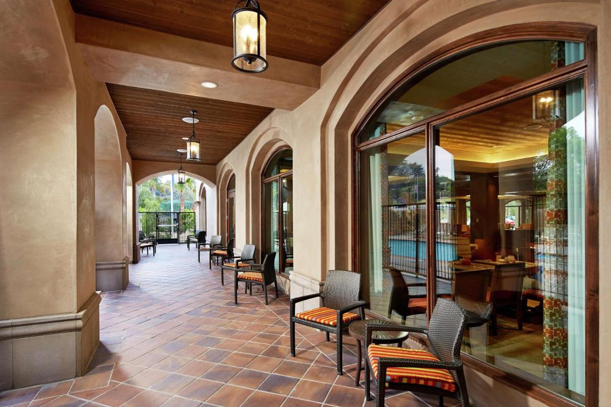 Hilton Garden Inn San Diego Old Town/Sea World Area - Housity