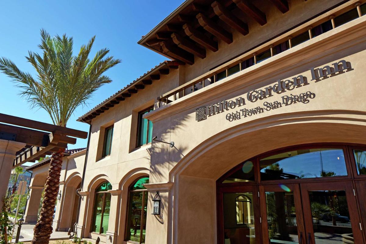 Hilton Garden Inn San Diego Old Town/Sea World Area - Housity