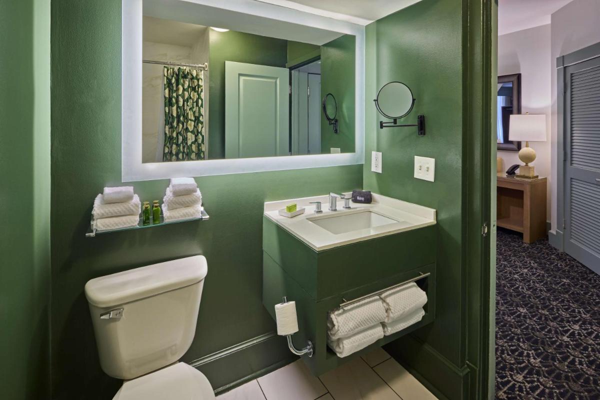 The Partridge Inn Augusta, Curio Collection by Hilton - Housity