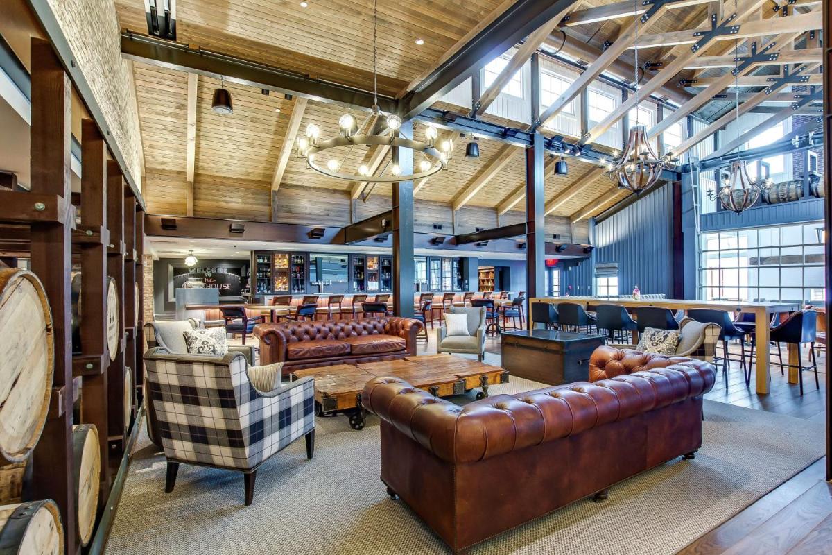 The Campbell House Lexington, Curio Collection by Hilton - Housity