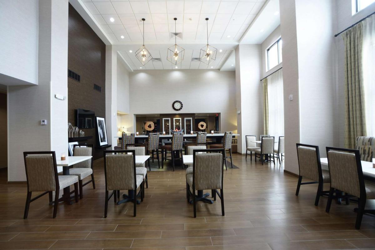 Hampton Inn & Suites Ponca City - Housity