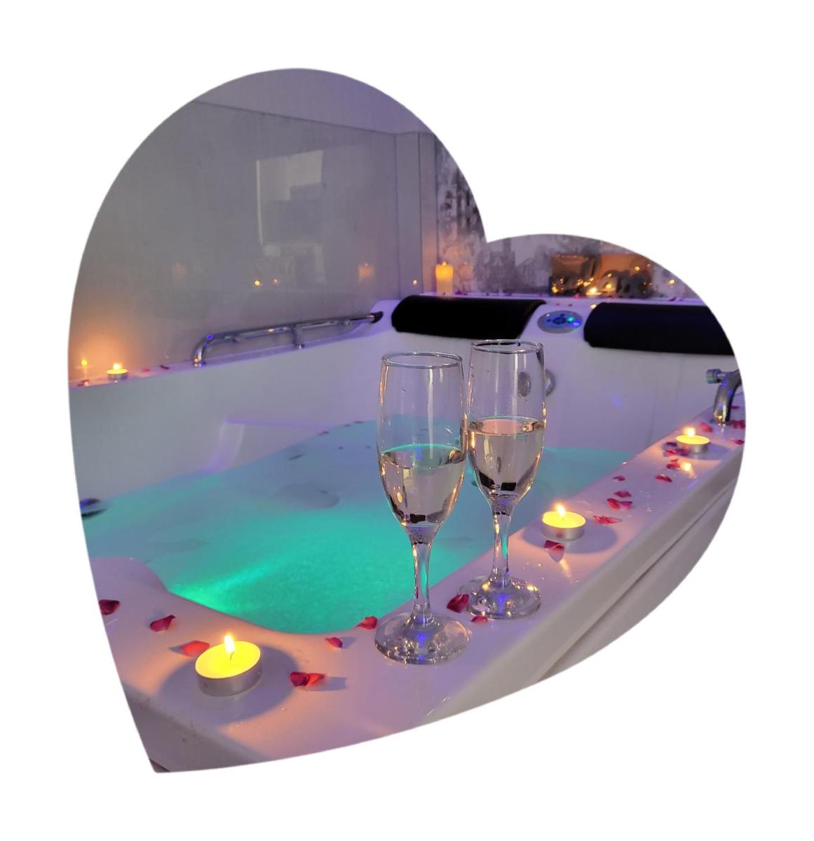 Suitetrails - Vip apartment for lovers in Chisinau