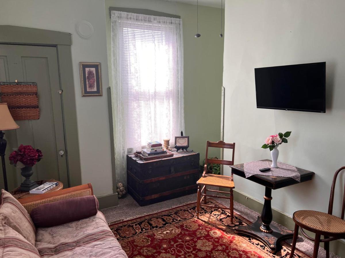 Mansion on The Mile B&B - Hizvo