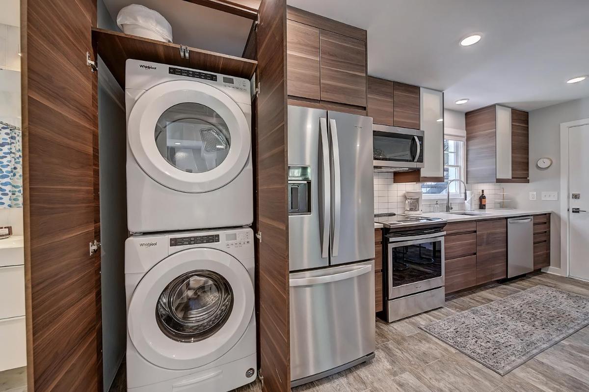 The Home Collection CLT: 510 Queens - Housity