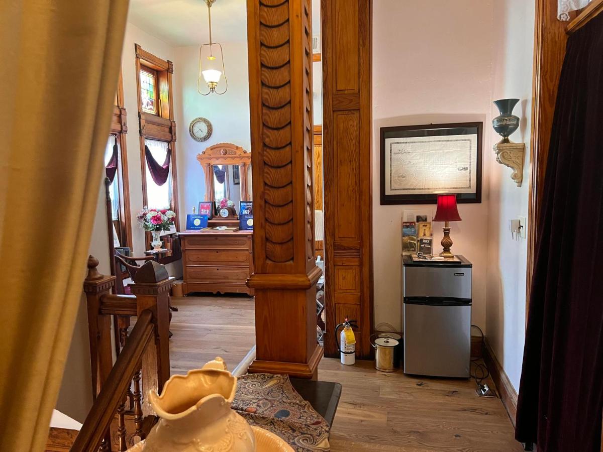 Mansion on The Mile B&B - Housity