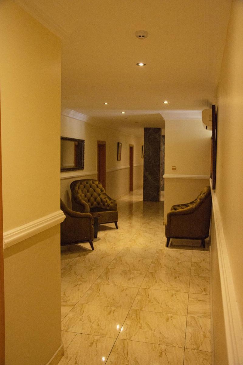 Suitetrails - Sparklyn Hotels & Suites