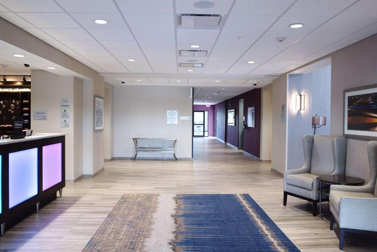 Hampton Inn & Suites Des Moines/Urbandale Ia - Housity