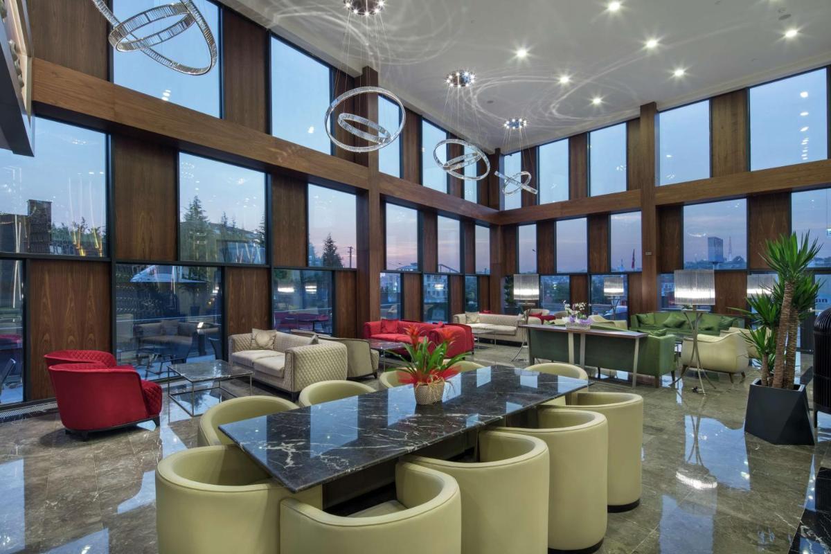 Hilton Garden Inn Yalova - Housity
