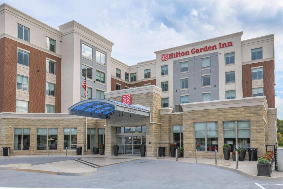 Hilton Garden Inn Cincinnati Midtown - Housity