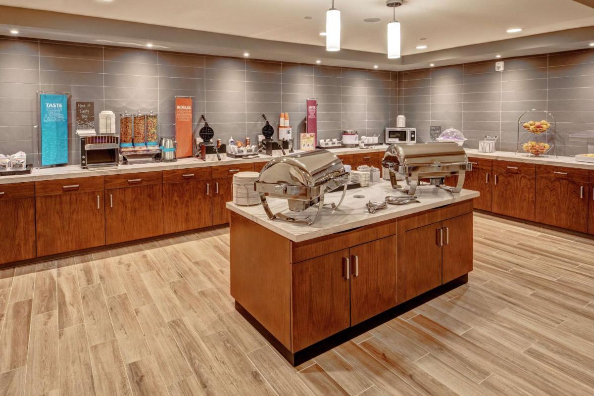 Hampton Inn Discovery Kingdom Napa Gateway - Housity