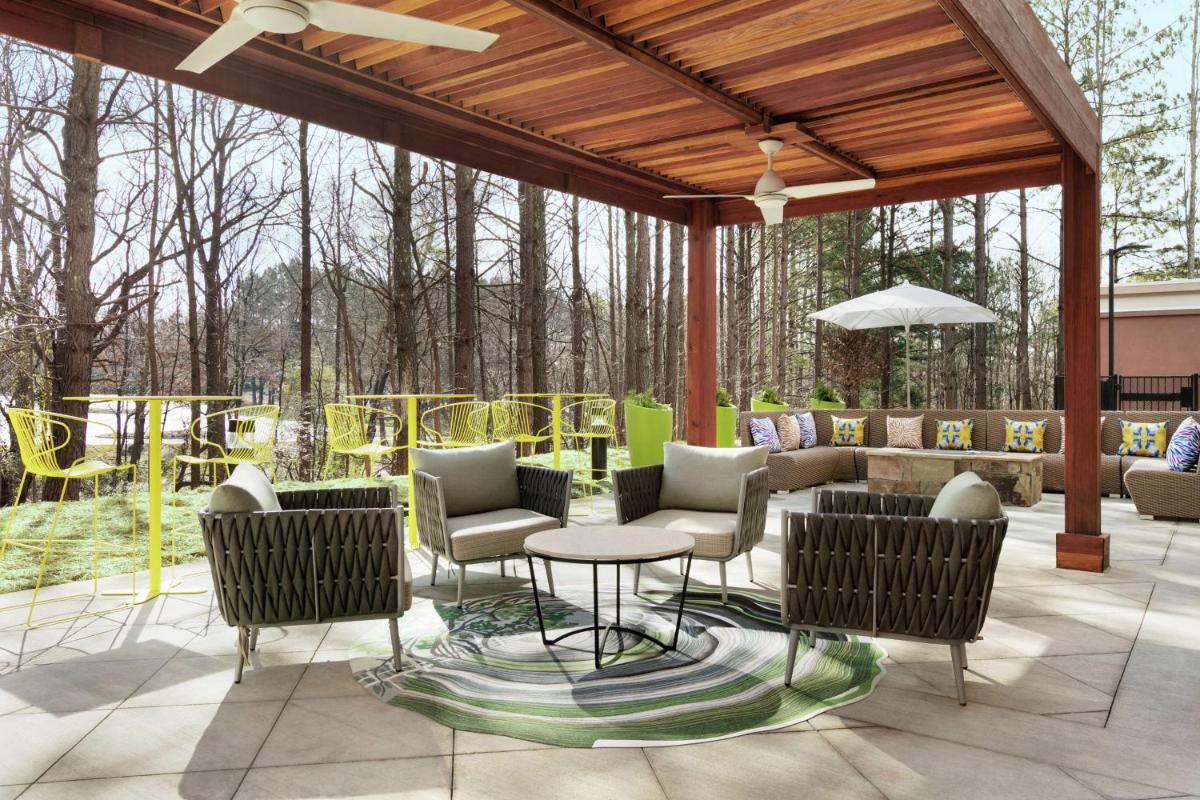 Hampton Inn And Suites By Hilton Johns Creek - Housity