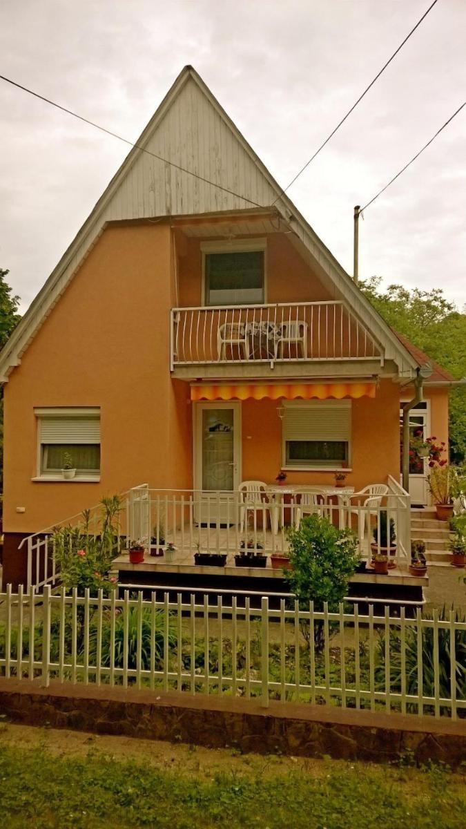 Dóra Apartmanház Zalakaros - Housity