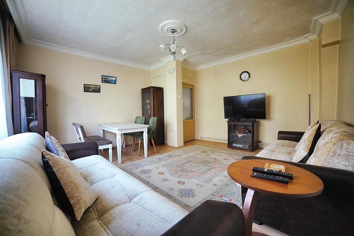 Private Room Close to Merter and Gungoren Textile Center - Housity