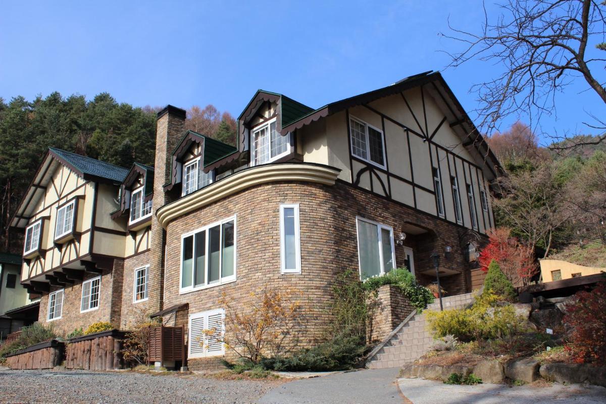 Fujikawaguchiko Crescendo - Housity