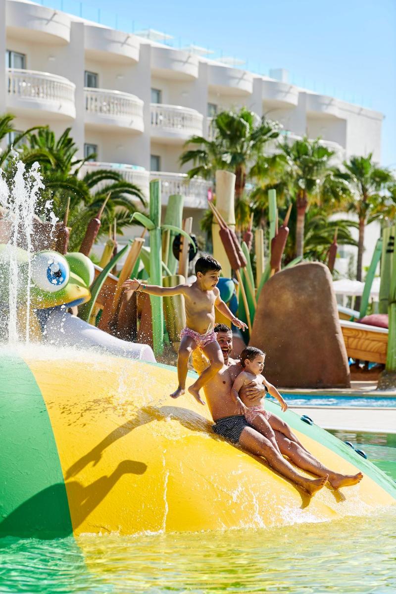 Piscina en o cerca de Iberostar Selection Albufera Park All Inclusive