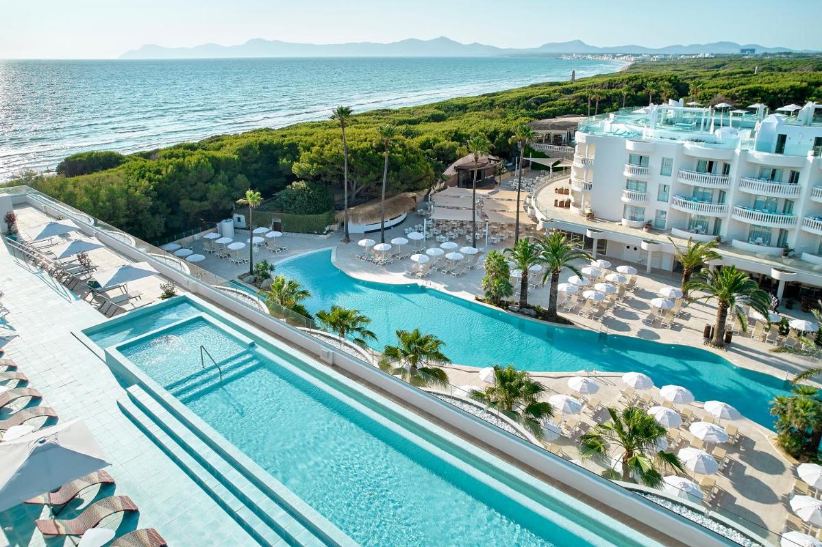 Piscina en o cerca de Iberostar Selection Albufera Park All Inclusive