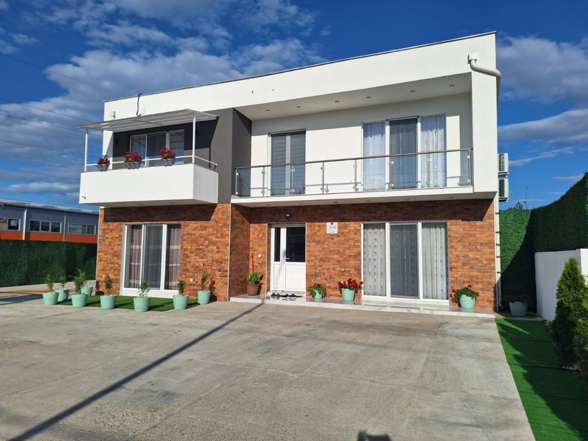 Apartmani KOKI Kladovo - Housity