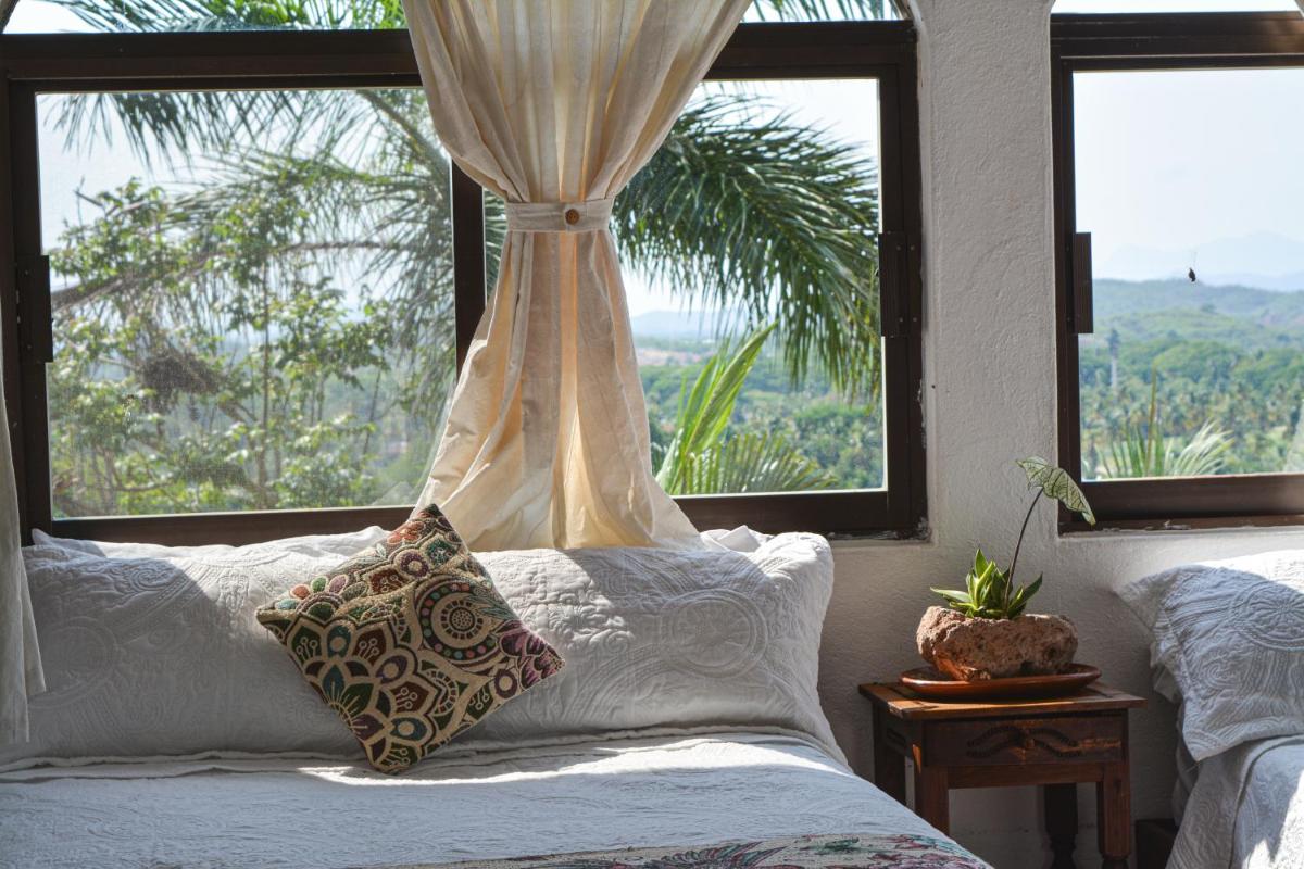 Hermosa vista, Alberca privada, 6 Recamaras - Housity