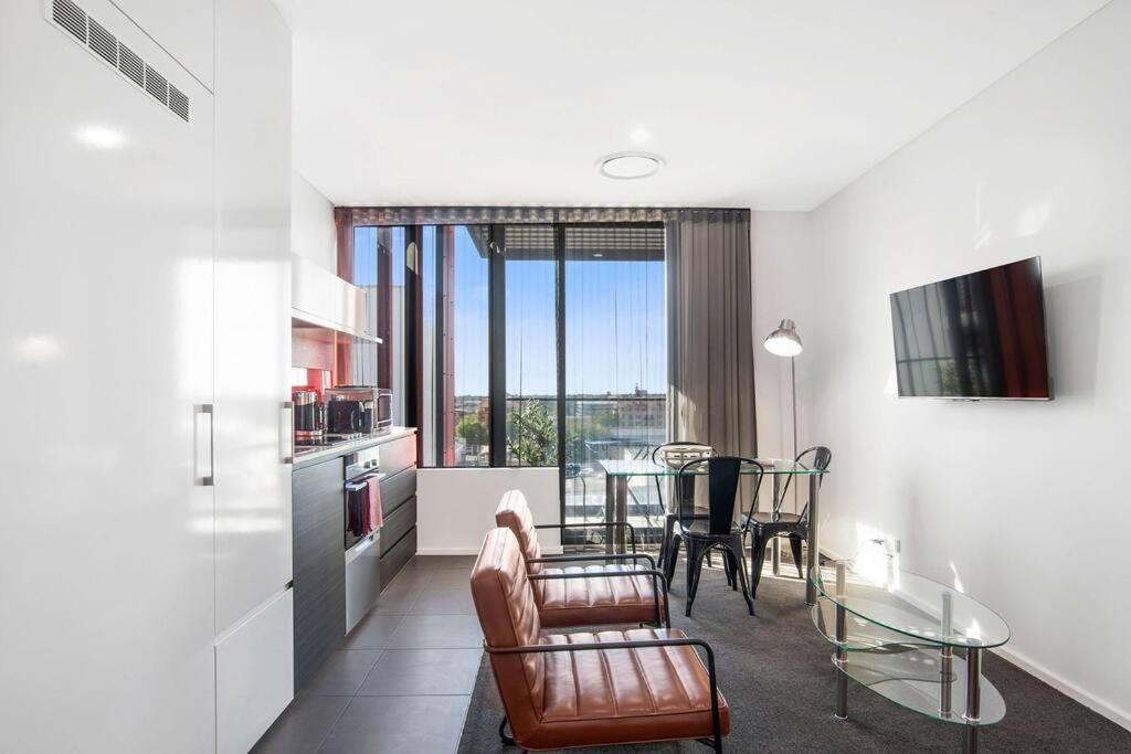 Suitetrails - The Zen Apartments with Urban Soul