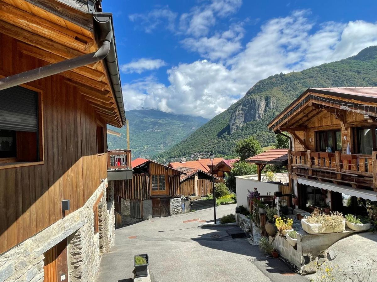 maison de village au pied des 3 Vallées - Housity
