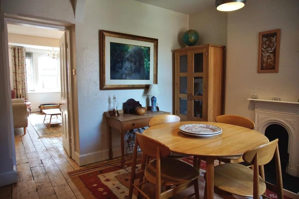 The Hideout - Top of the Town - Apartment in Stroud - Housity