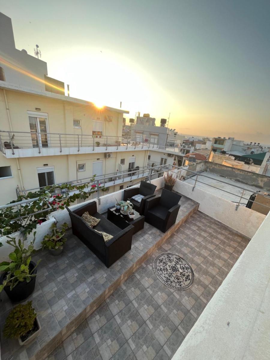 Suitetrails - Papyrus City Centre Apartments