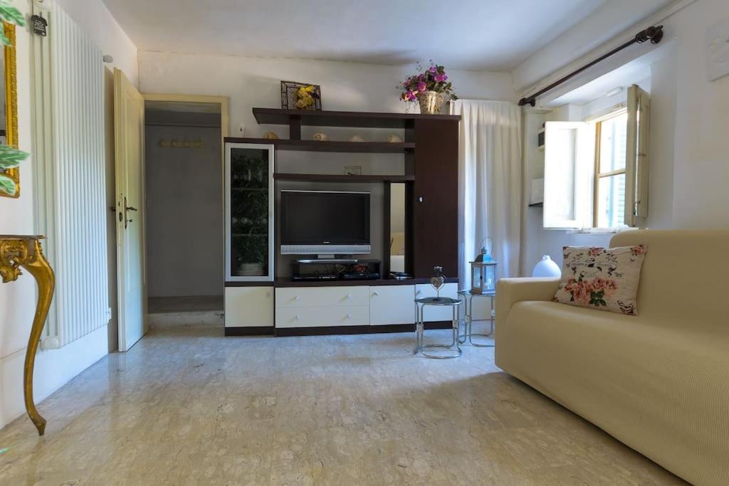 Podere Bacci 1 - Housity