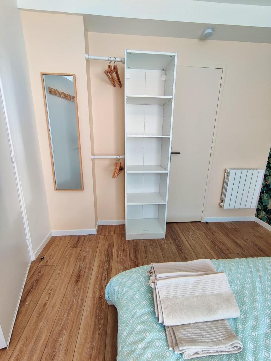 Chambre Arvor avec salle de bains privative dans une résidence avec salon et cuisine partagés - Hizvo