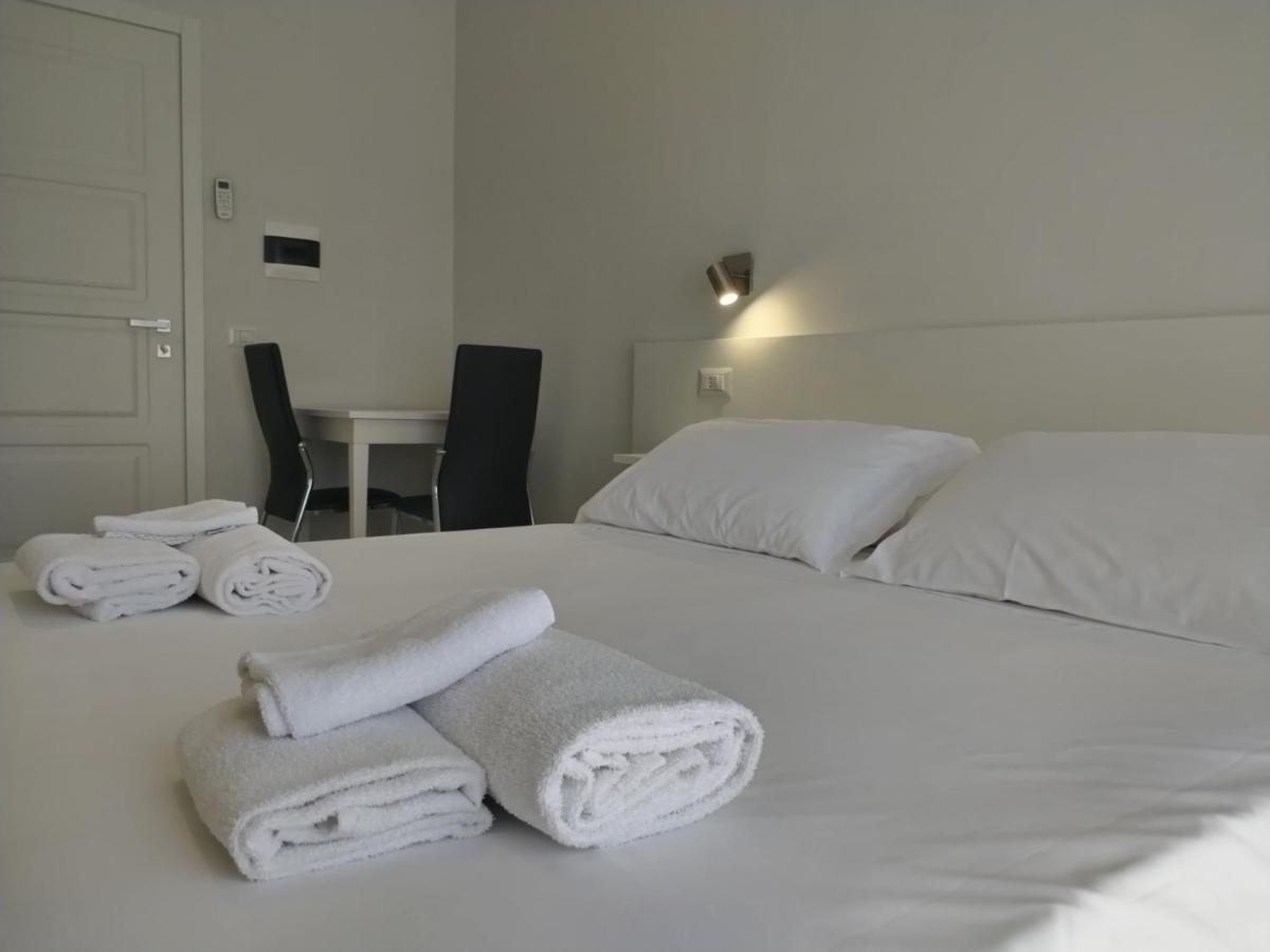 Villa Laura Residence Hotel Apartments & Studios - Housity