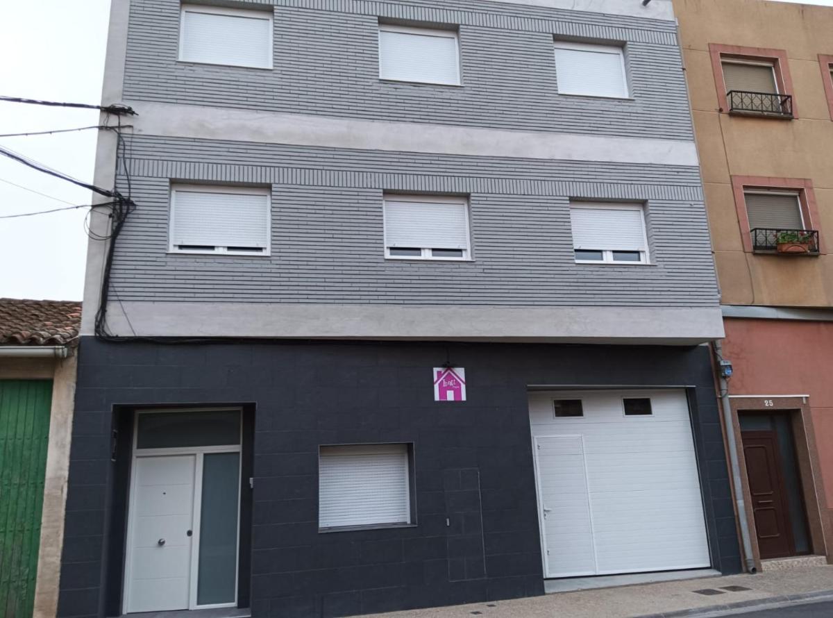 PENSION IRATI - Housity