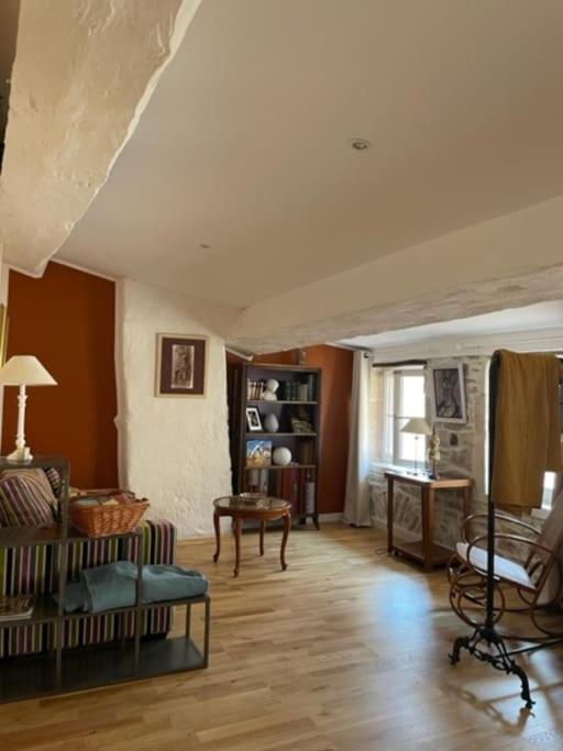 La maison de Lea, chambres d'hôtes de 14 couchages - Housity