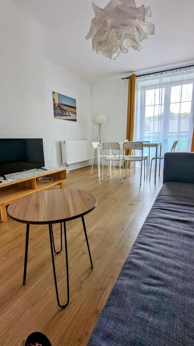 Mieszkanie rodzinne trzypokojowe - Housity