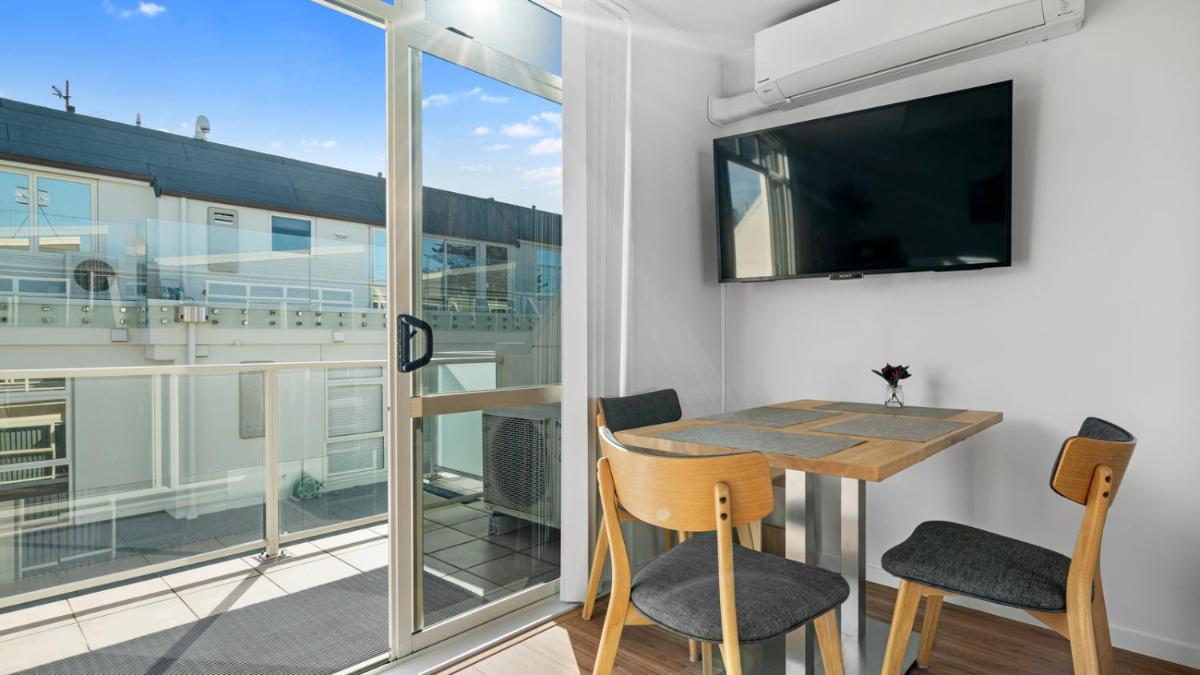License to Chill - Mt Maunganui Holiday Apartment - Housity