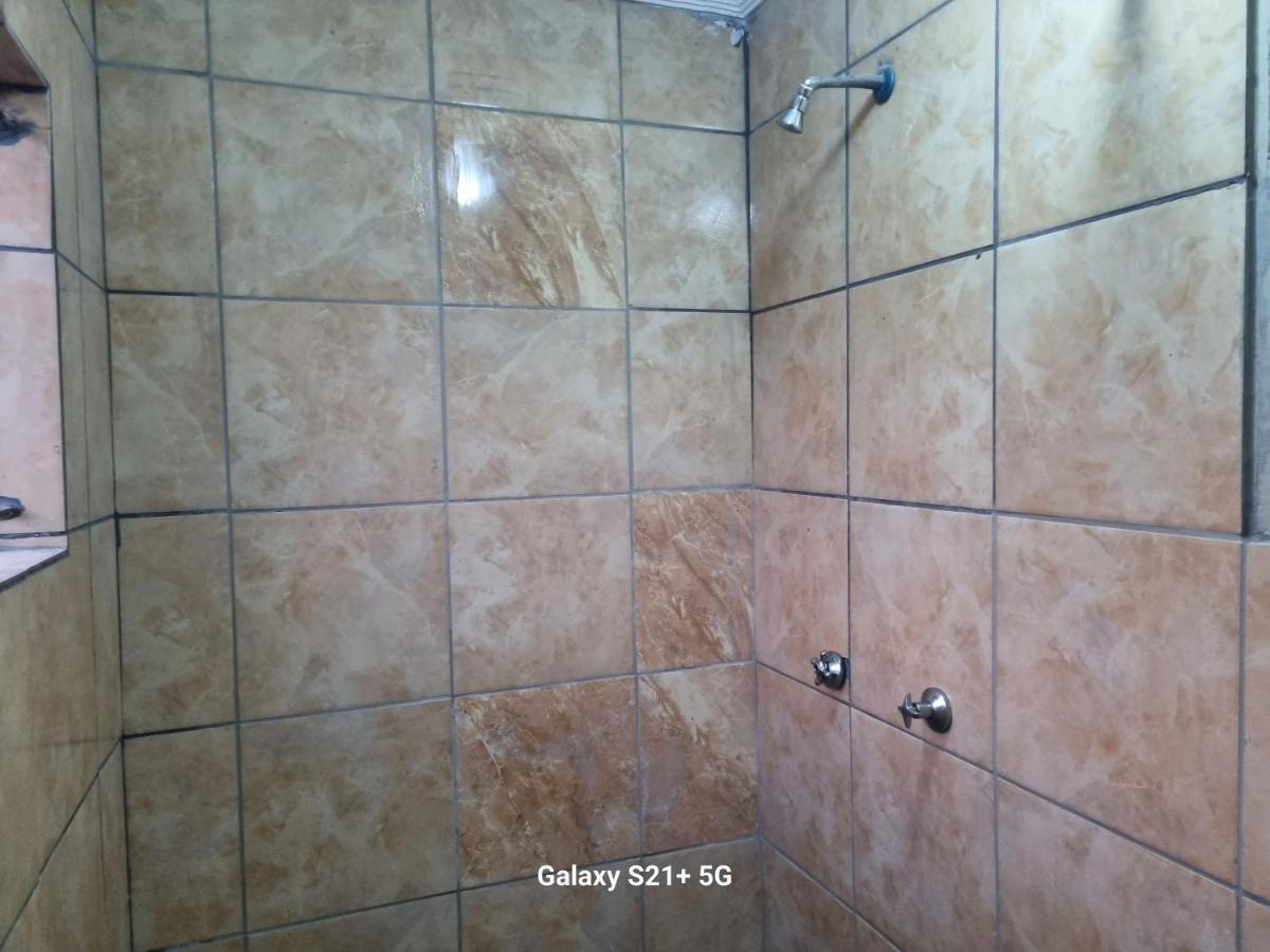 LoSdudla Guest House KaNyamazane - Housity
