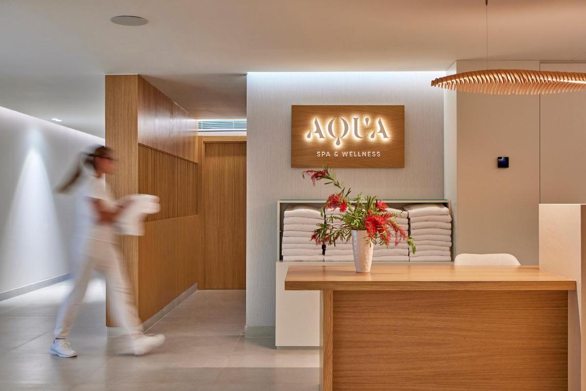 Imagen de la galería de Universal Hotel Lido Park & Spa, en Paguera