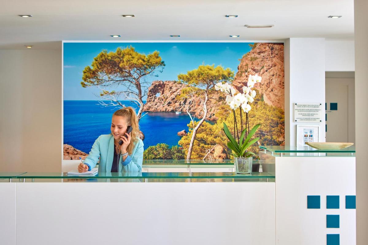 Clientes alojados en Universal Hotel Lido Park & Spa