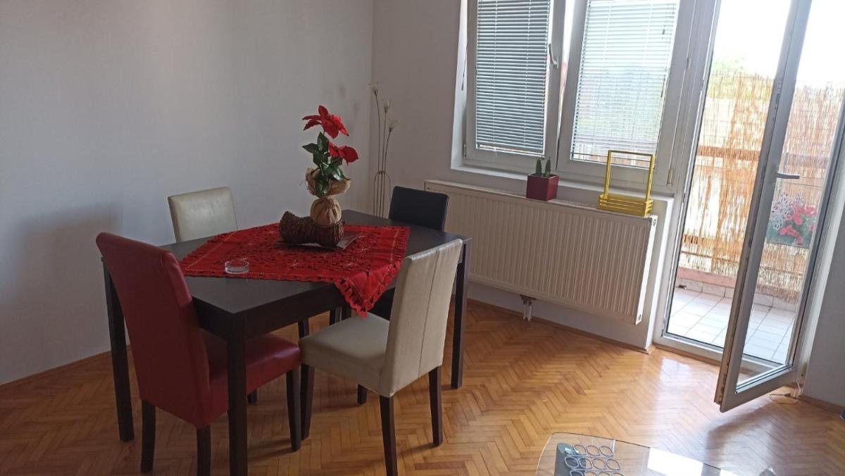 Dado RB - Housity