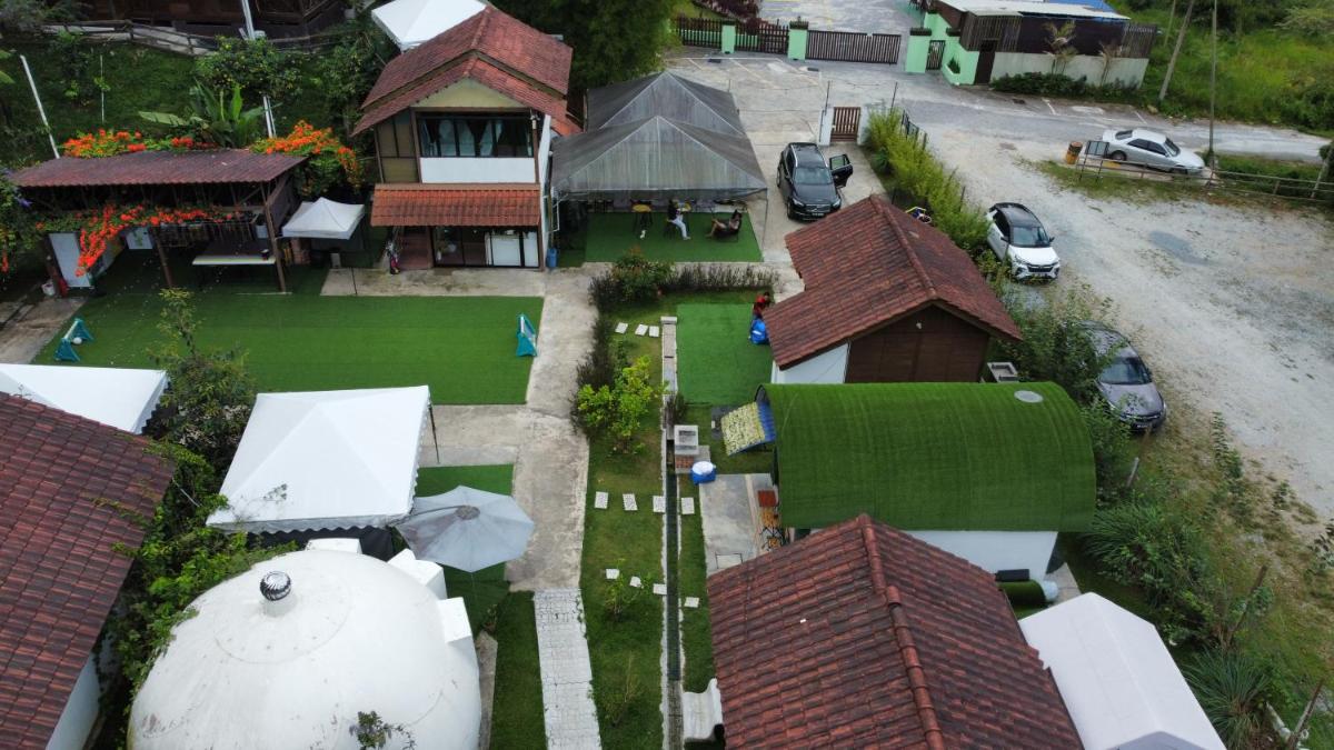 Genting Greenwoods Tiny Houses & Events Hall - Housity