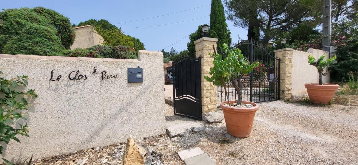 Bienvenue au Clos Saint Pierre - Housity