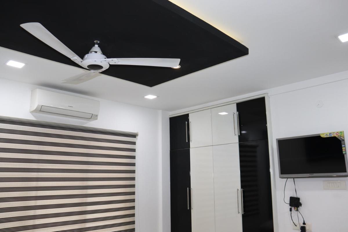 Uthradam towers - Housity